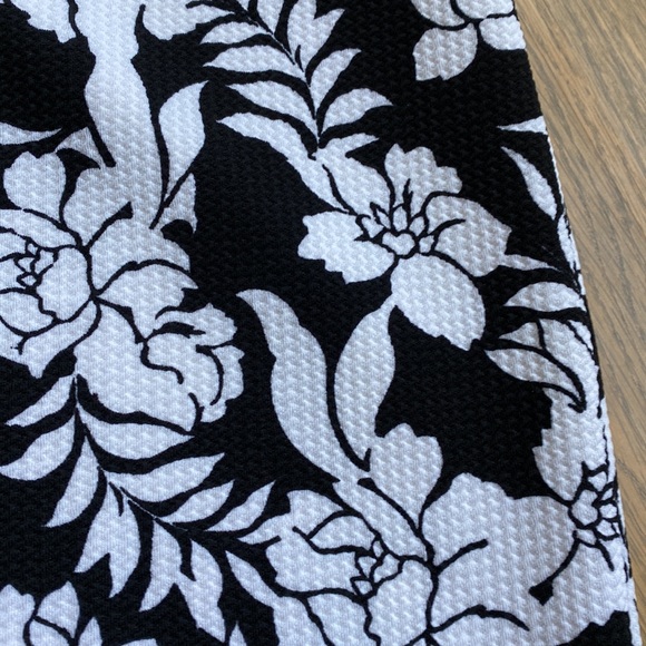 Lularoe Black and White Skirt, Medium - Picture 2 of 4